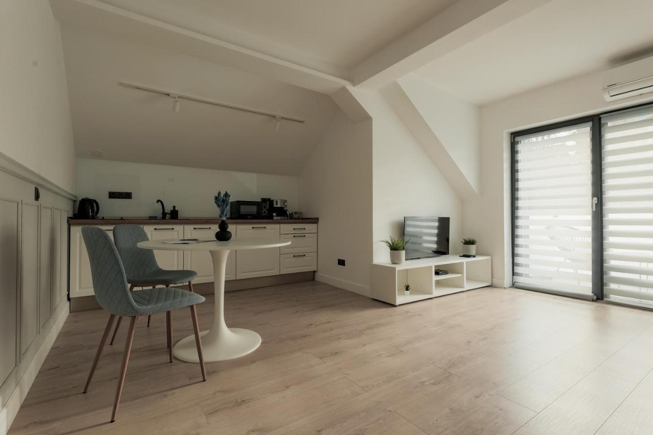 Aparthotel Nest Inn Meteor Cluj-Napoca Exteriör bild